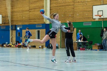 Bild 158 - A-Juniorinnen MTV Herzhorn - Bramstedter TS : Ergebnis: 32:32